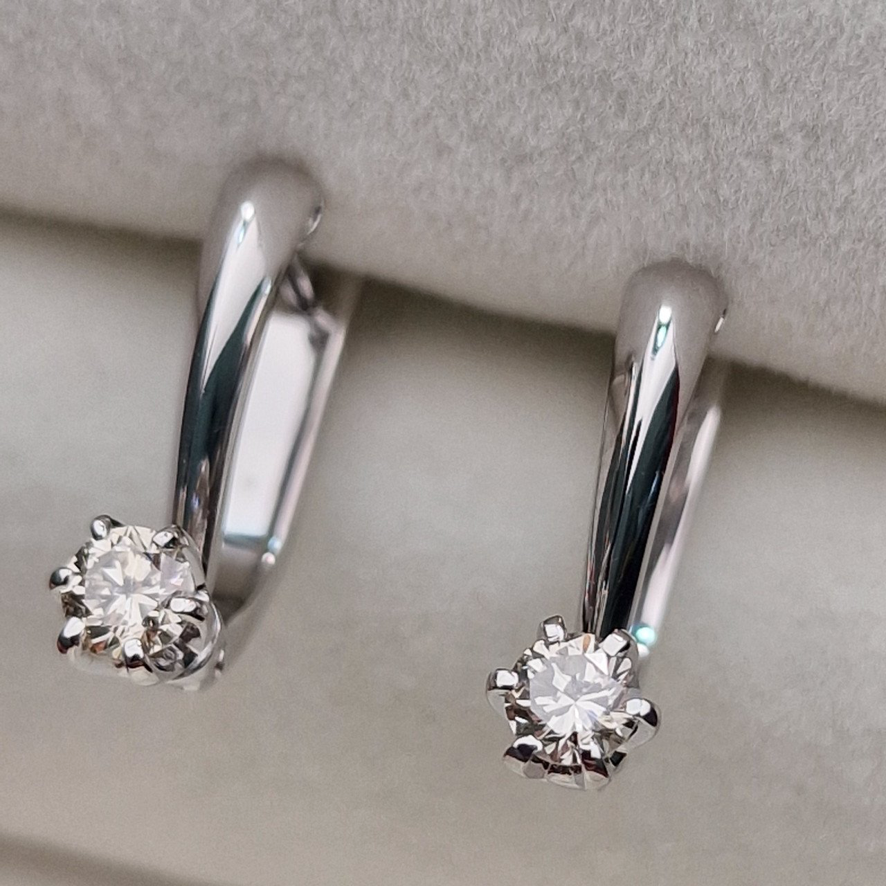 Серьги Deimantas 100597004 3,18гр 0,40ct. купить,NaN