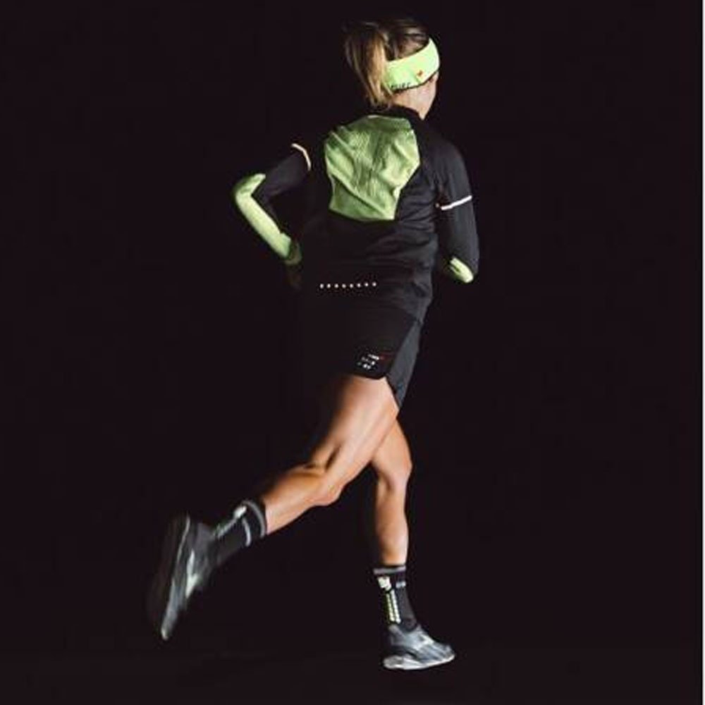 Ветровка Compressport черный купить,NaN