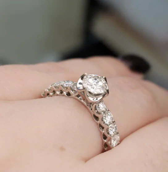Комплект Deimantas 108078878 17р 1,29ct 1,17ct. купить,NaN