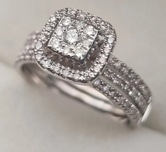 Комплект Deimantas 108078409 0,60ct 0,47ct. купить,NaN