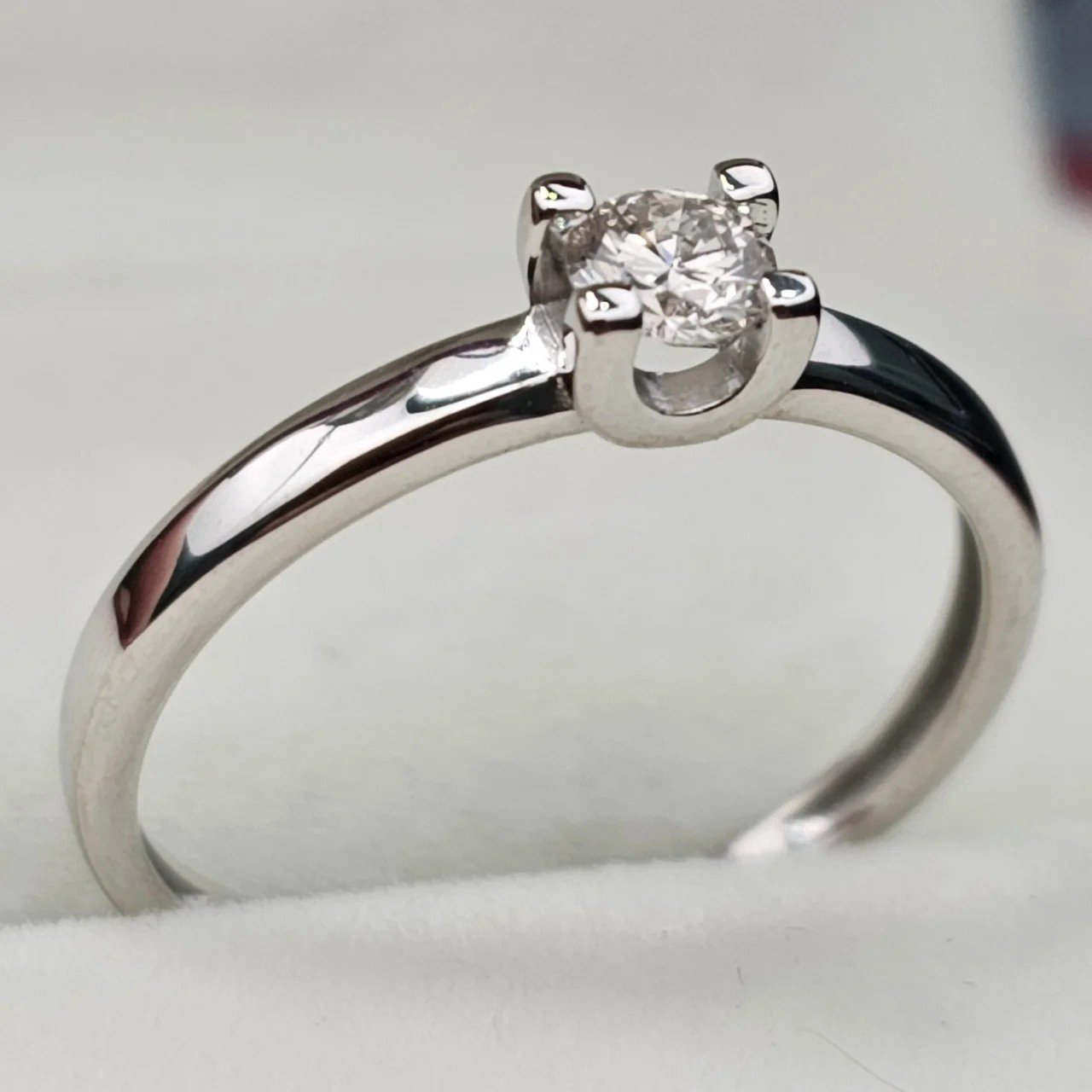 Кольцо Deimantas 108093199 17,5р 0,223ct. купить,NaN