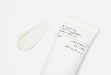 Celimax крем Oil Control Light Sunscreen SPF50 для лица 40 мл купить,NaN