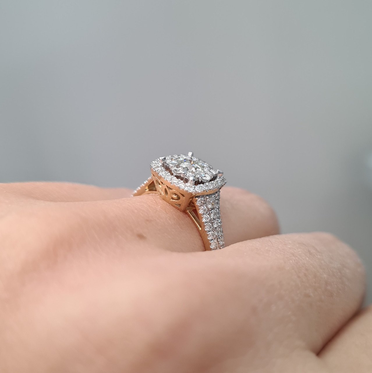 Комплект Deimantas 101273667 8,42гр 2,30ct. купить,NaN