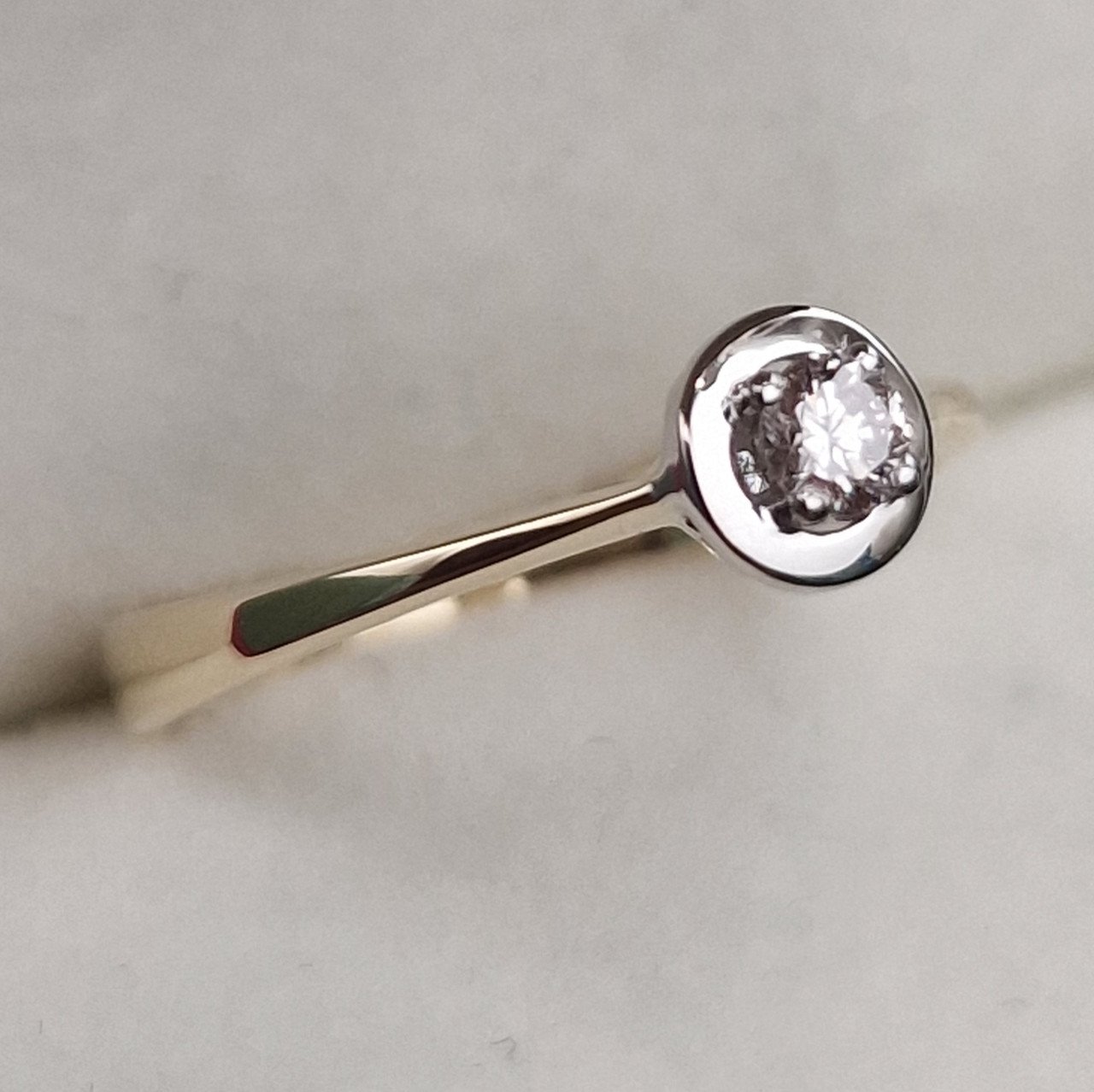 Кольцо Deimantas 101242635 16р 1,69гр 0,102ct. купить,NaN