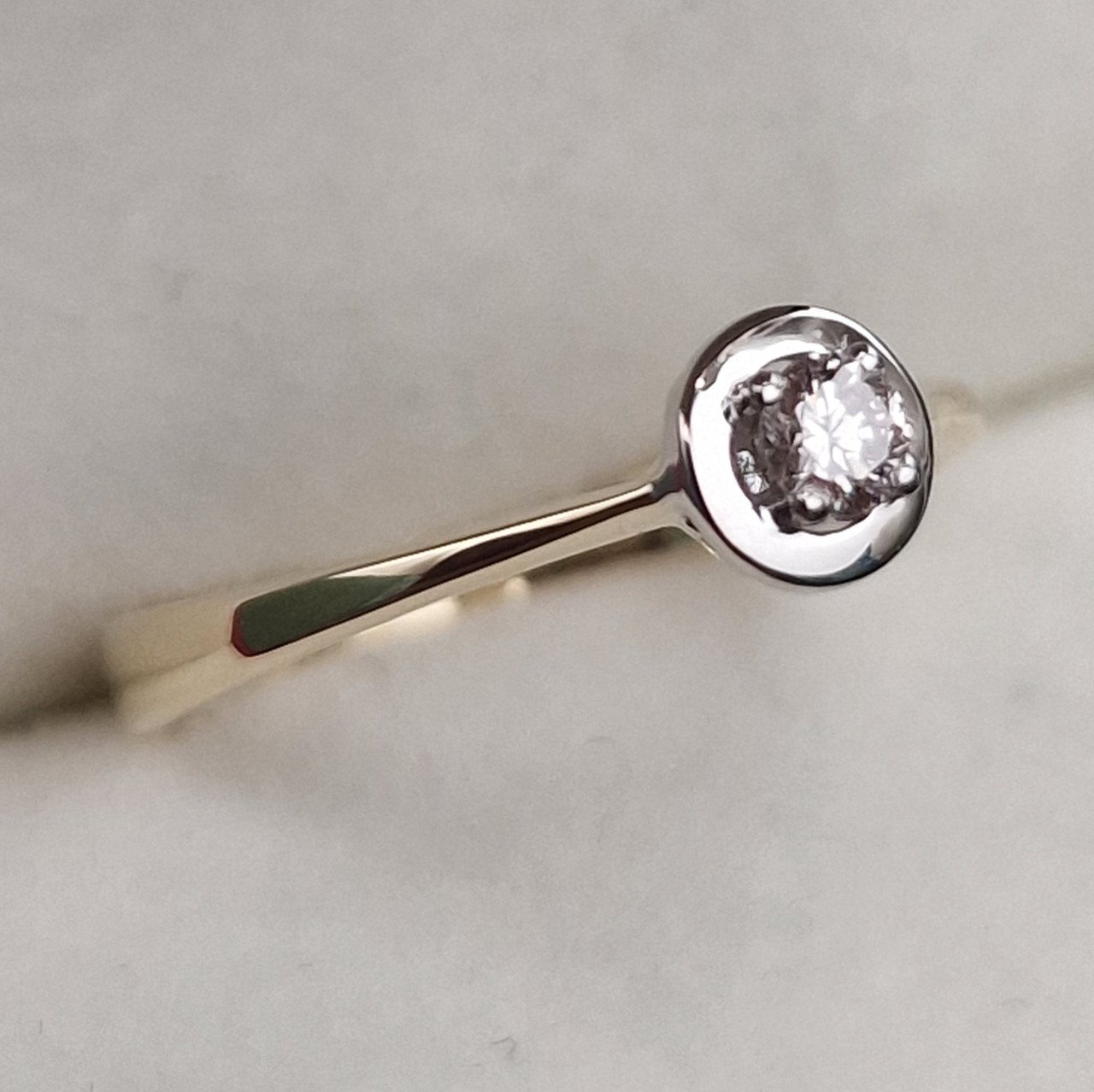 Кольцо Deimantas 101242635 16р 1,69гр 0,102ct. купить,NaN