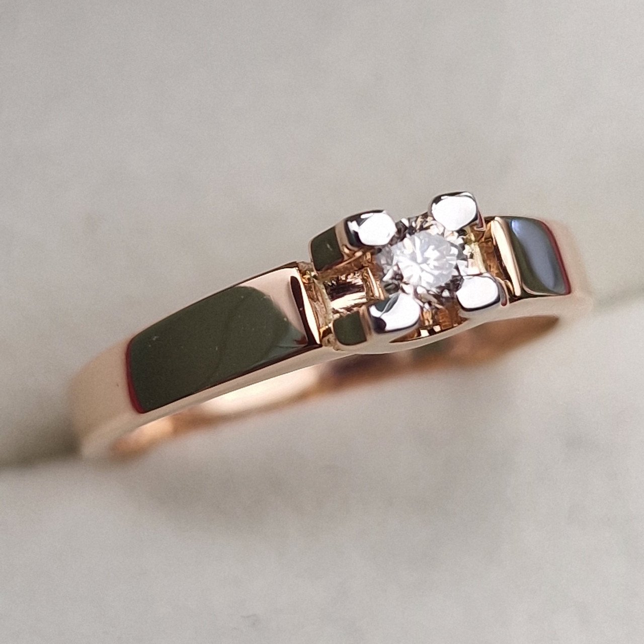 Кольцо Deimantas 101242641 17р 2,9гр 0,114ct.