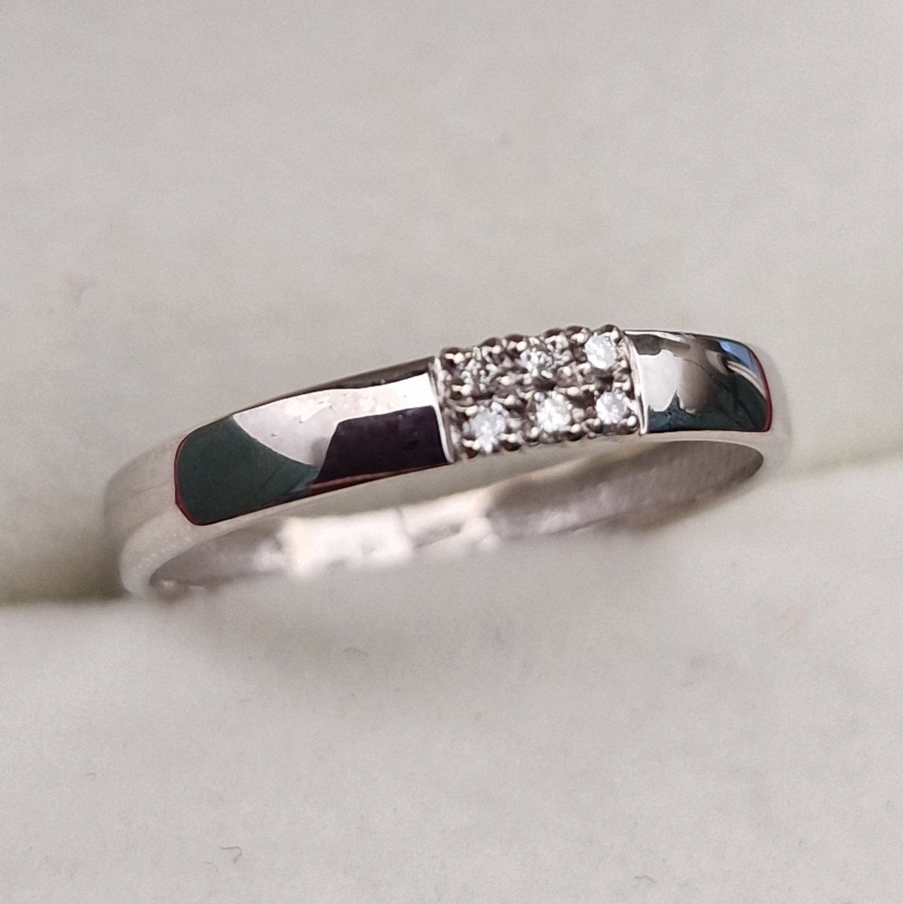 Кольцо Deimantas 101241864 17р 1,35гр 0,048ct. купить,NaN