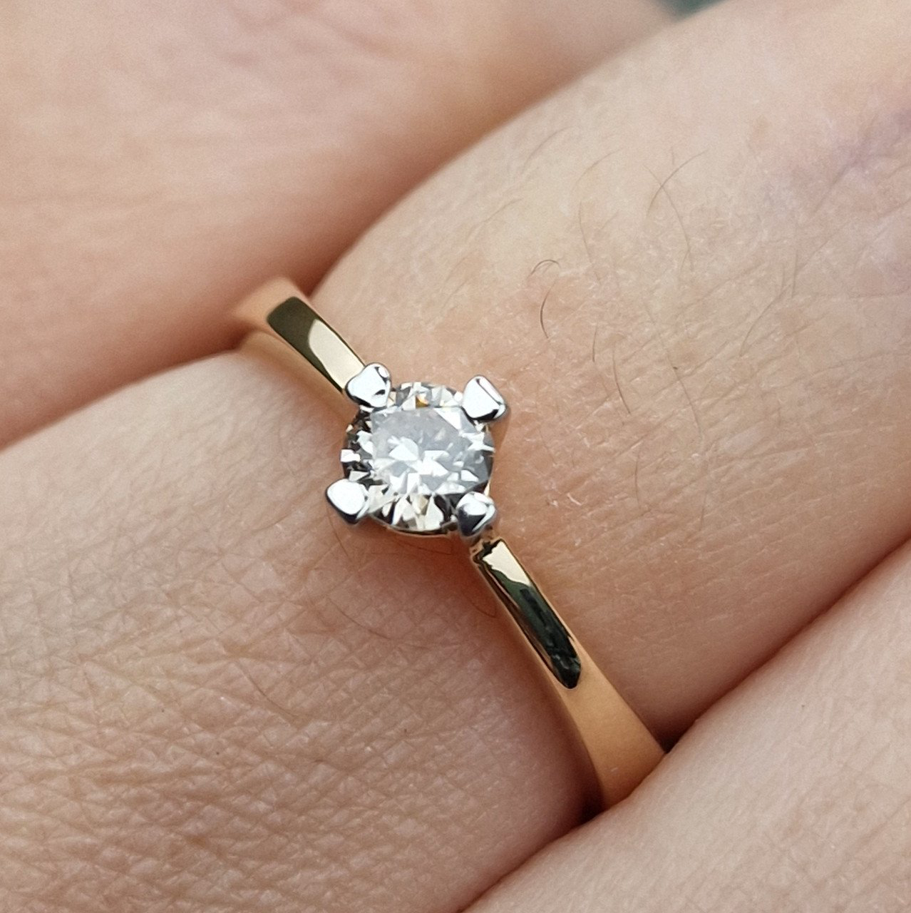 Кольцо Deimantas 101242625 16,5р 2,31гр 0,255ct. купить,NaN