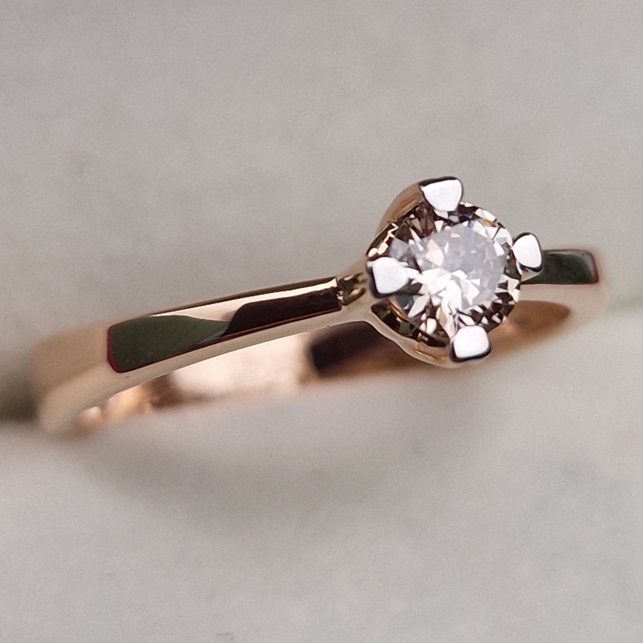 Кольцо Deimantas 101242625 16,5р 2,31гр 0,255ct. купить,NaN