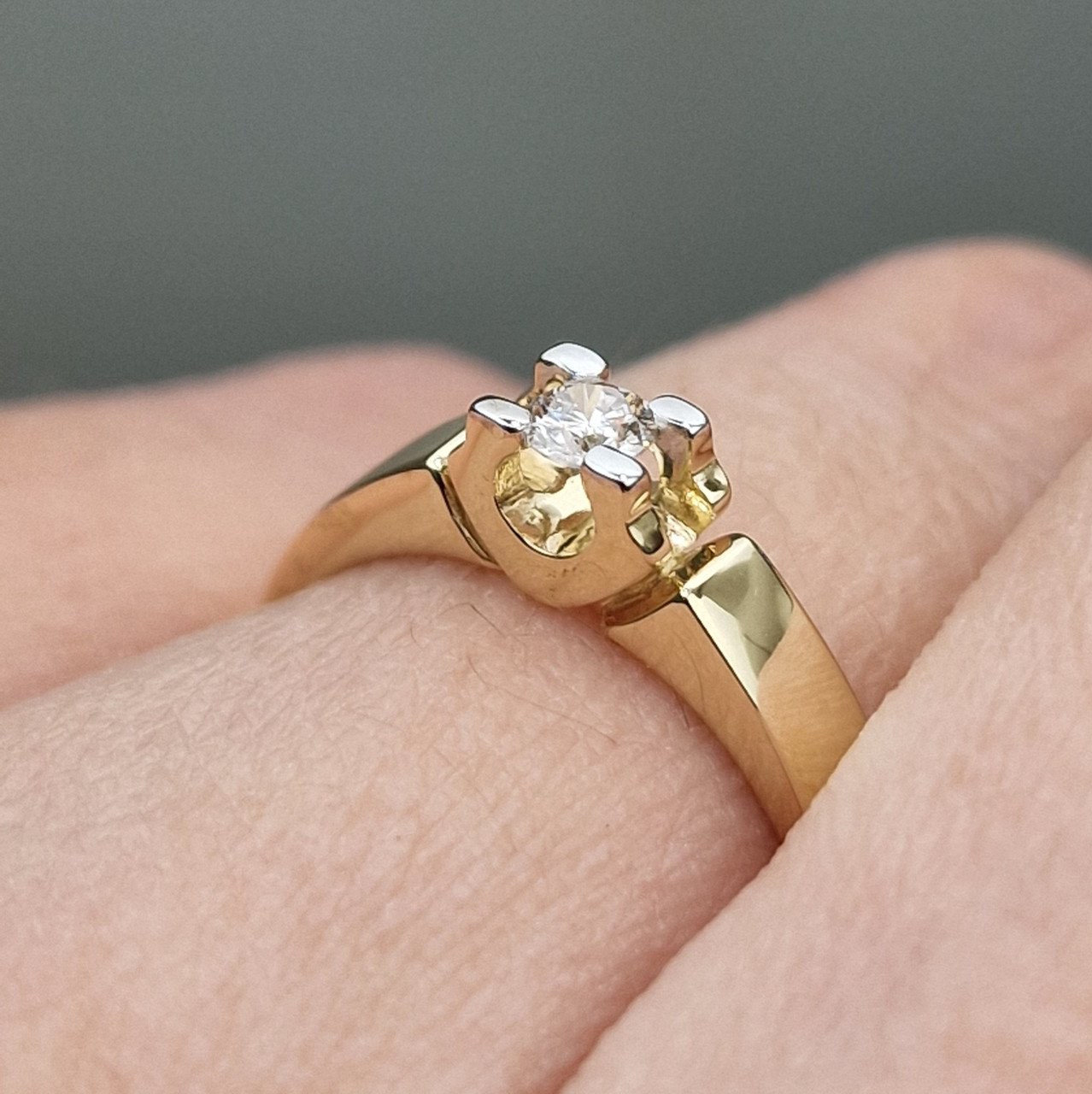 Кольцо Deimantas 101242132 17р 2,63гр 0,11ct. купить,NaN