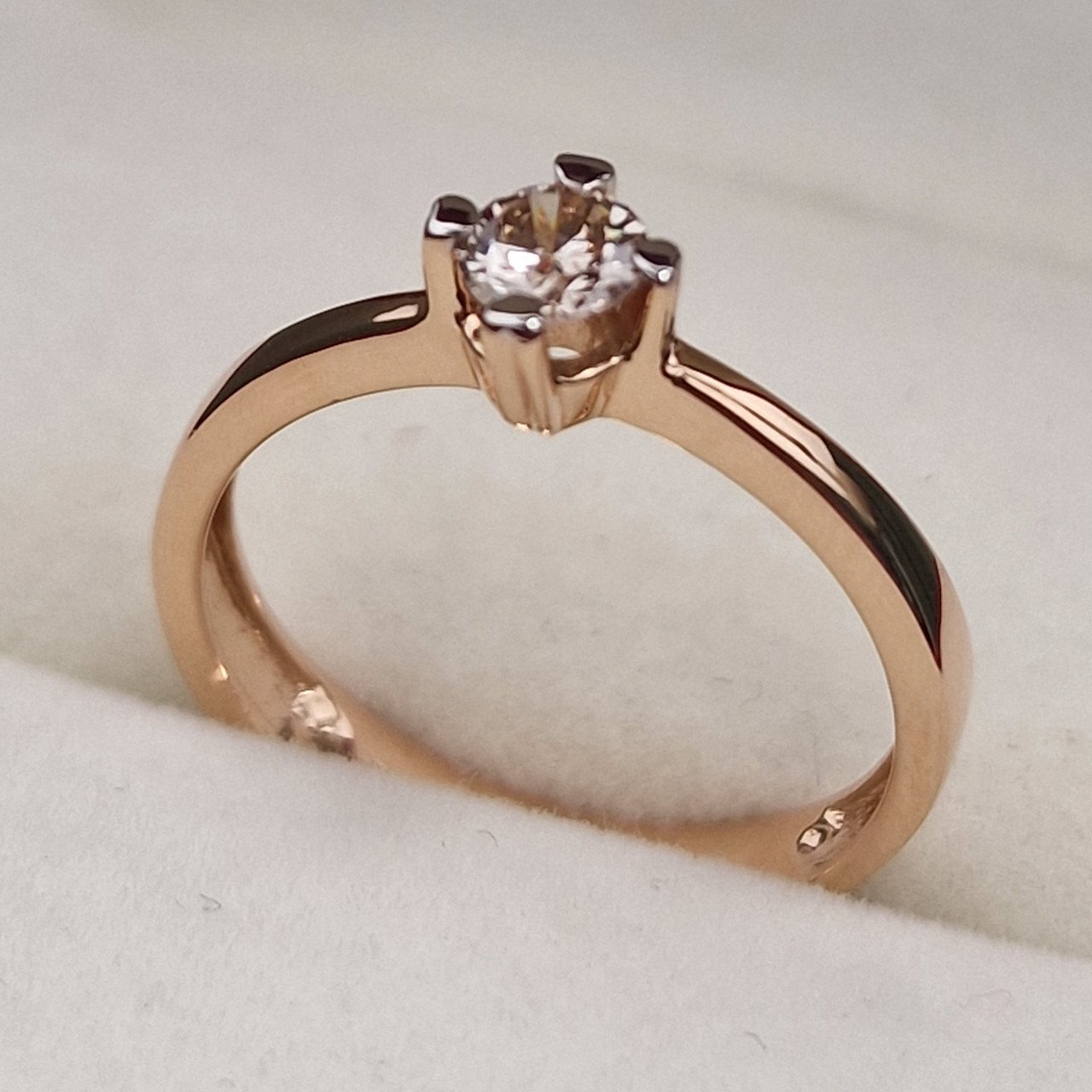 Кольцо Deimantas 101242625 16,5р 2,31гр 0,255ct. купить,NaN
