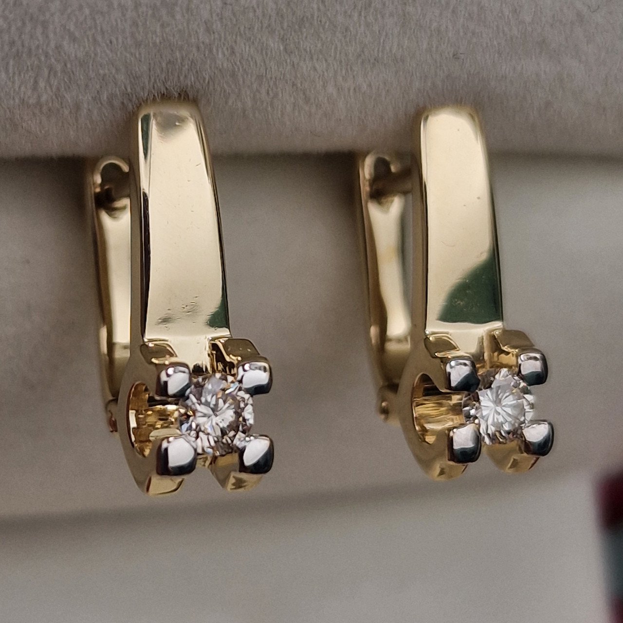 Серьги Deimantas 101242647 4,03гр 0,26ct. купить,NaN