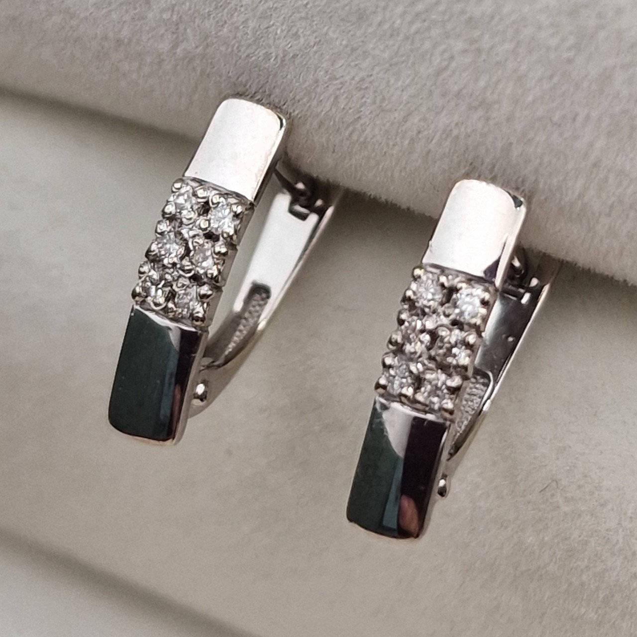 Серьги Deimantas 101242656 1,45гр 0,098ct. купить,NaN