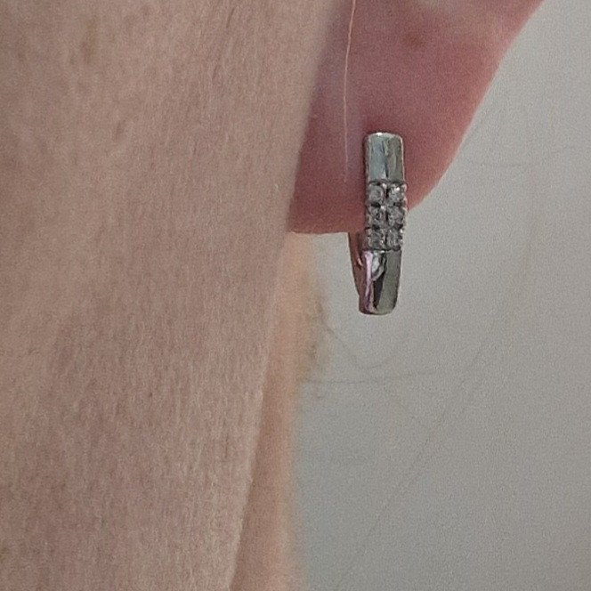 Серьги Deimantas 101242656 1,45гр 0,098ct. купить,NaN