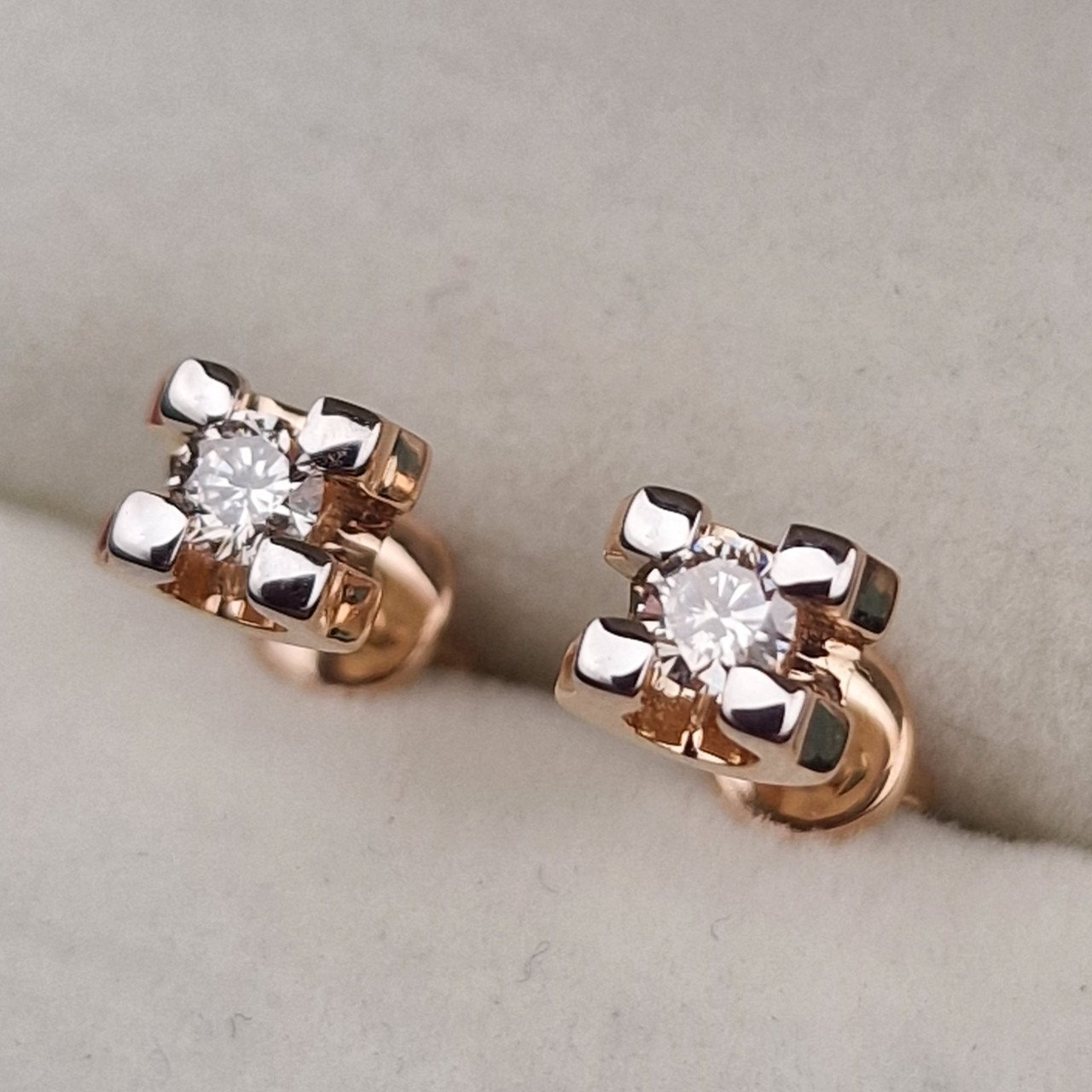 Серьги Deimantas 101242664 2.24гр 0,24ct. купить,NaN