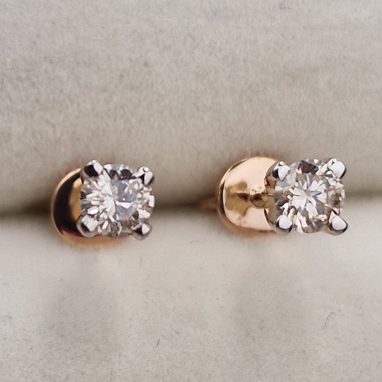 Серьги Deimantas 101242669 1,37гр 0,36ct. купить,NaN