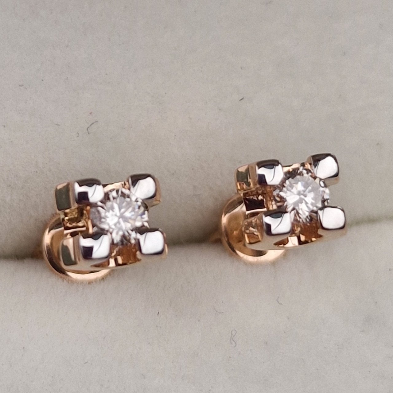 Серьги Deimantas 101242664 2.24гр 0,24ct. купить,NaN