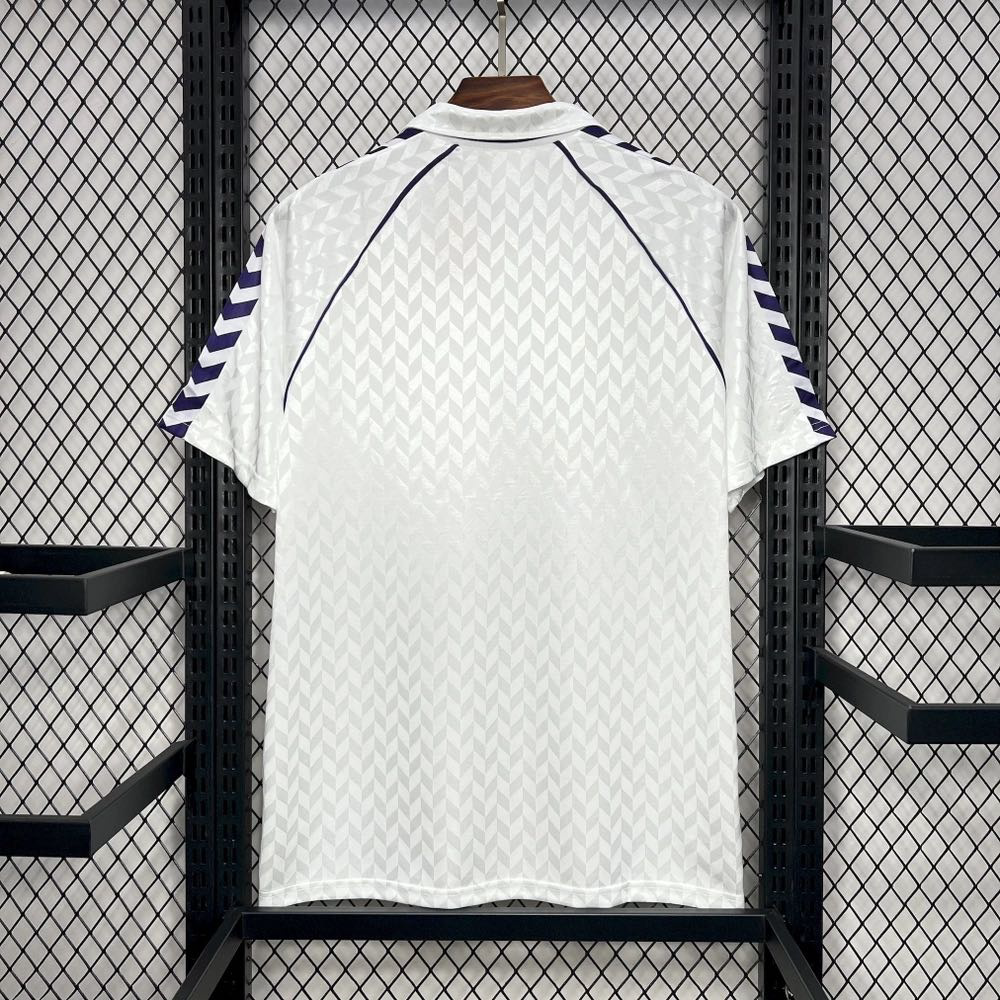 Футболка Hummel Real Madrid 1986–1987 белая L (46/48) купить,NaN