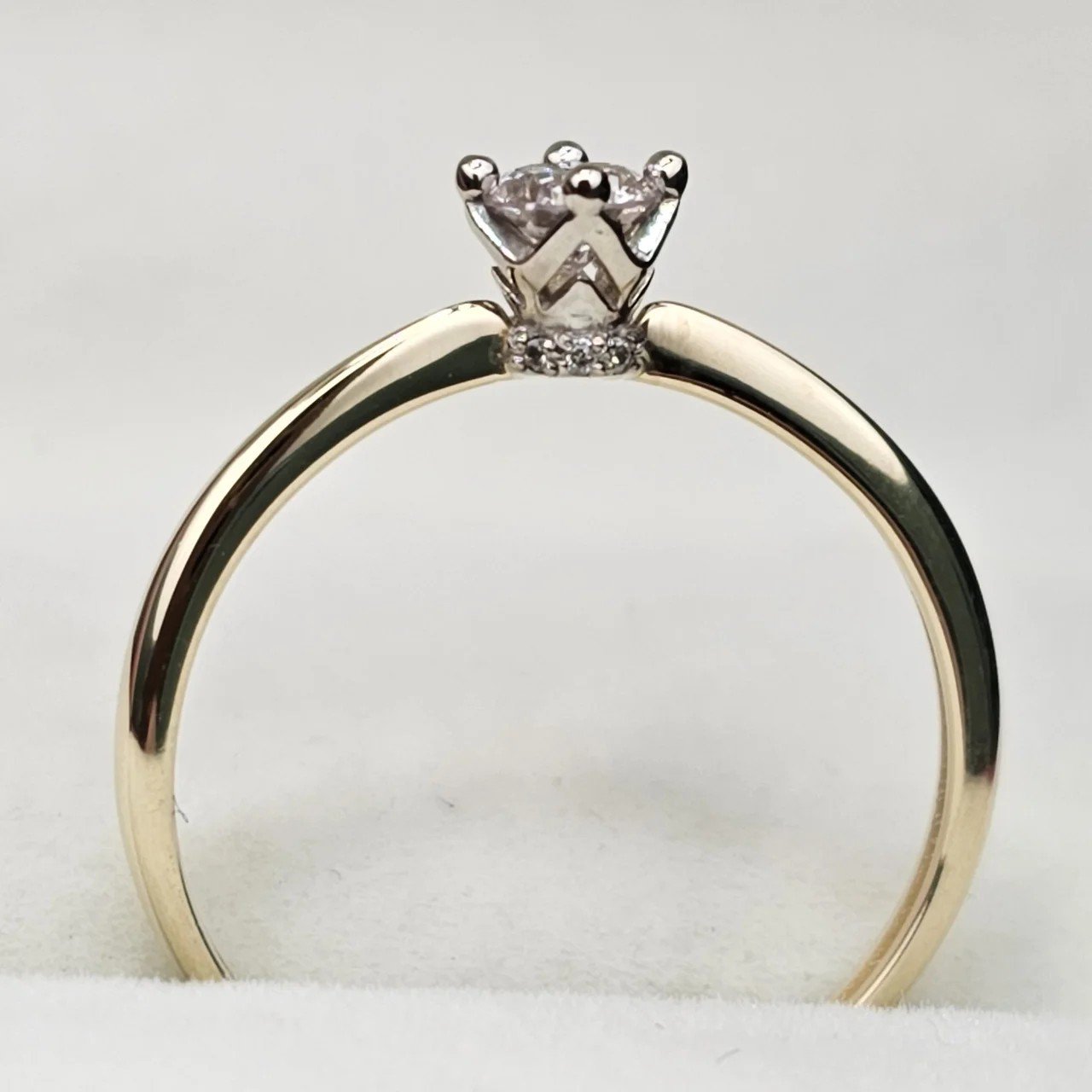 Кольцо Deimantas 108106767 17р 1,5гр 0,237ct. купить,NaN