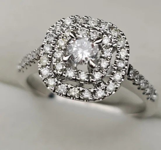Комплект Deimantas 108078819 17,5р 0,54ct 1,07ct. купить,NaN