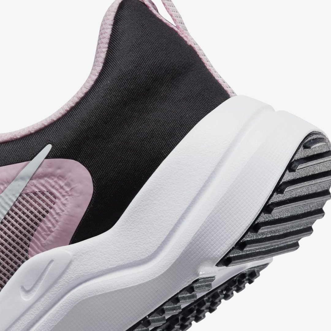 Кроссовки Nike 524872-004 black 35.5 купить,NaN