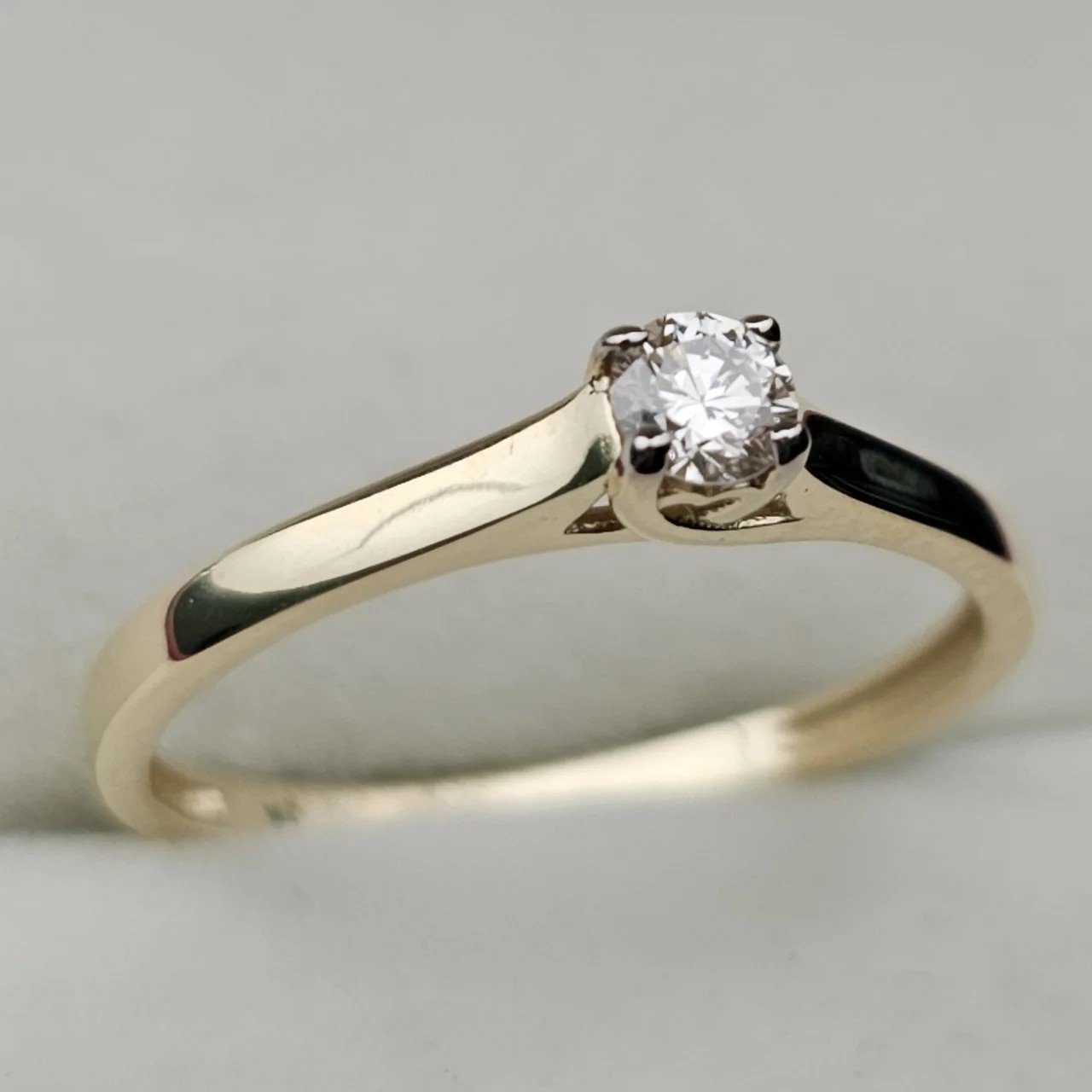 Кольцо Deimantas 108092965 16,5р 1,34гр 0,15ct. купить,NaN