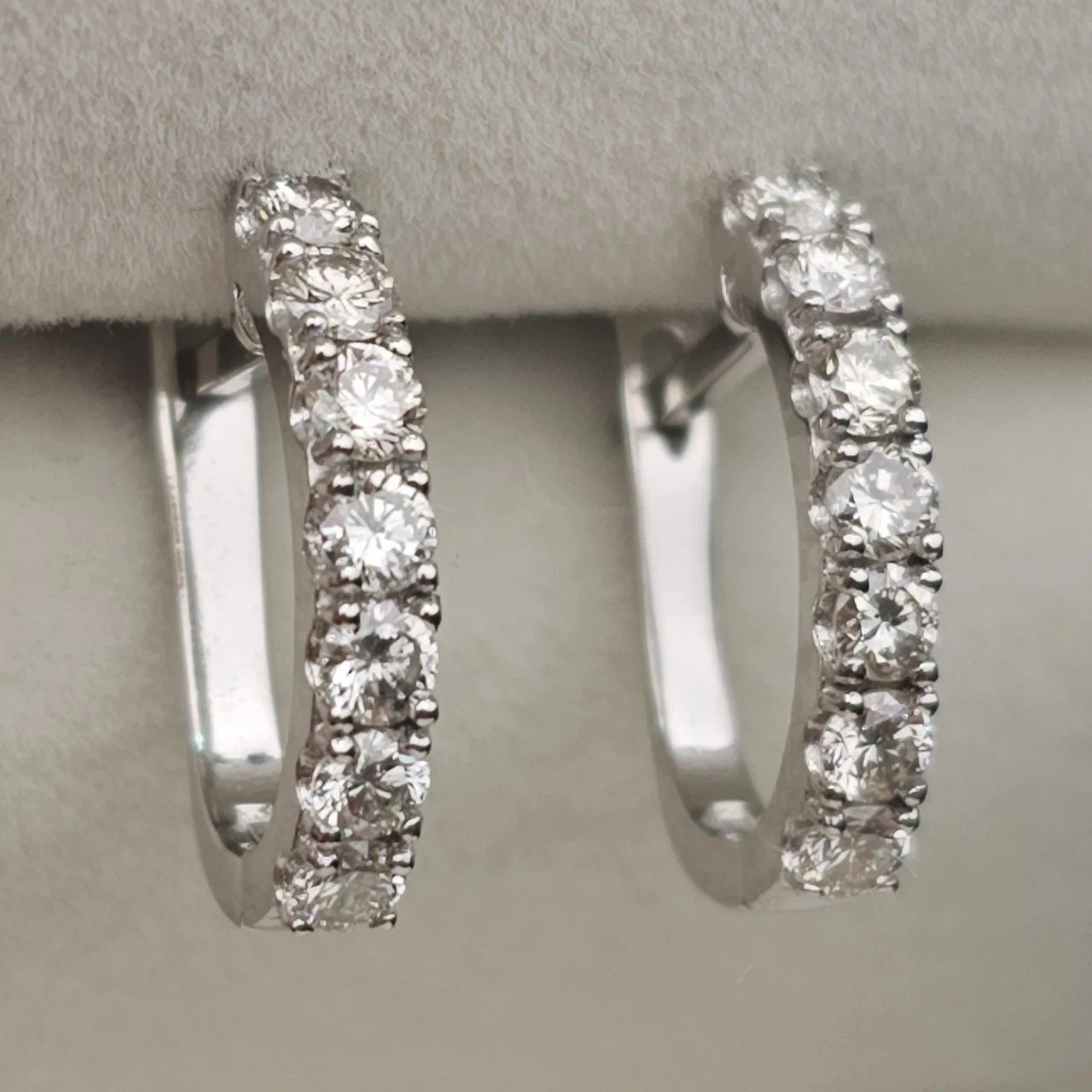 Серьги Deimantas 108092888 2,82гр 0,84ct. купить,NaN