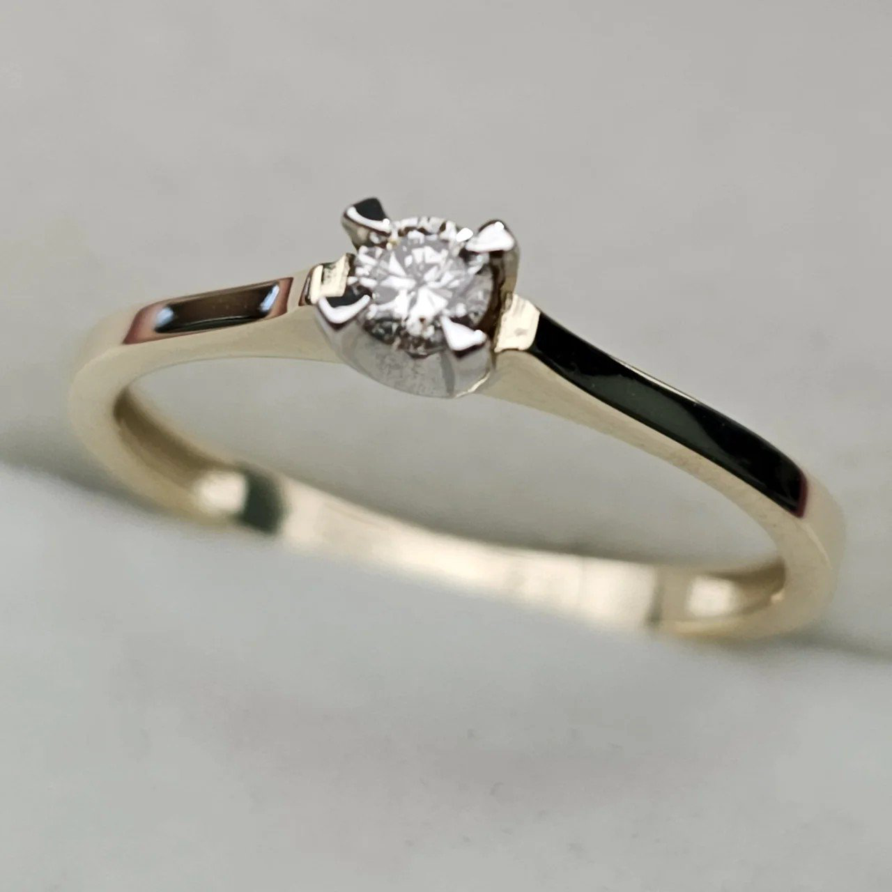 Кольцо Deimantas 108093622 15р 1,42гр 0,101ct. купить,NaN