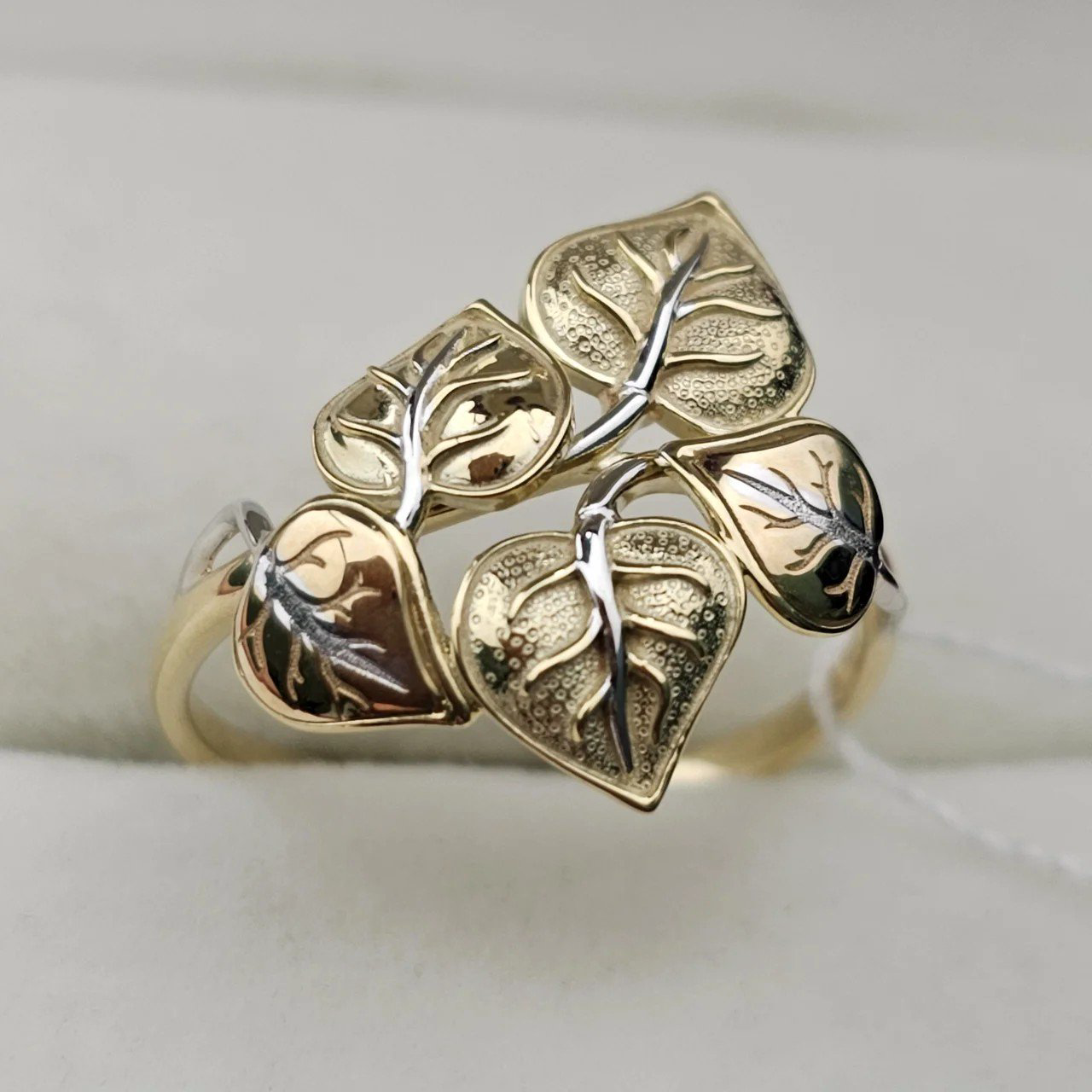 Кольцо Deimantas 108116322 17,5р 2,39гр. купить,NaN