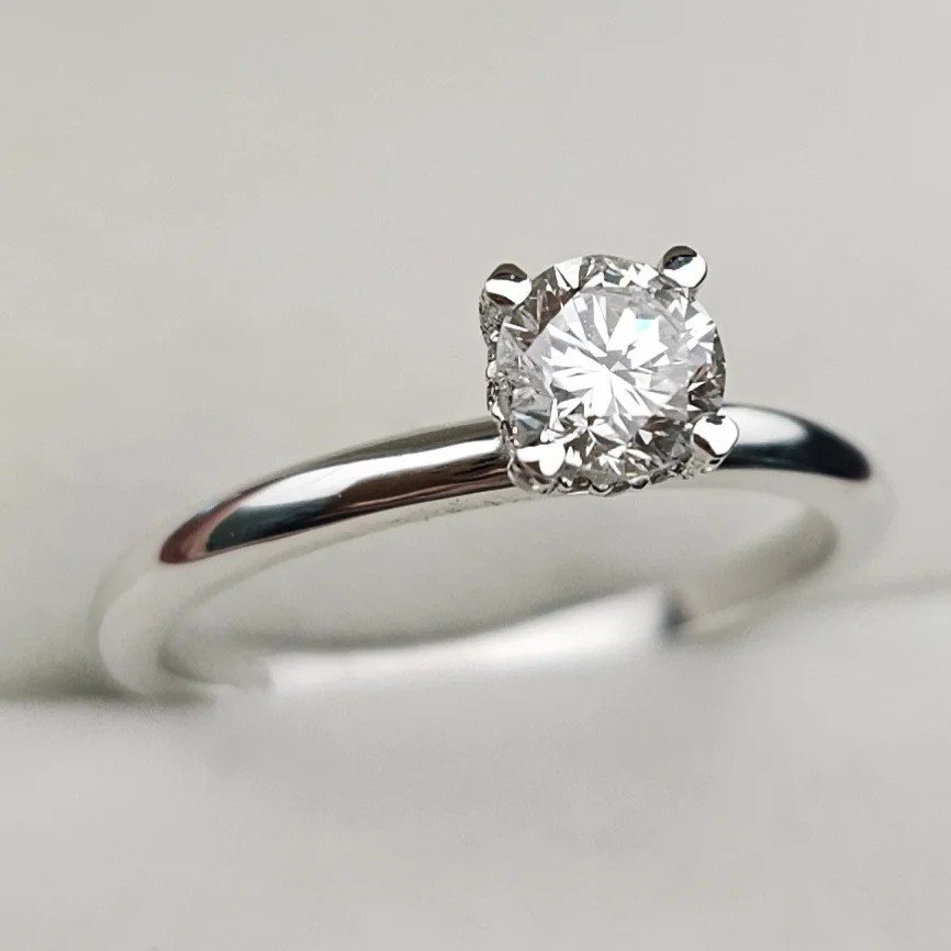 Кольцо Deimantas 107986282 17,5р 3,02гр 0,62ct. купить,NaN