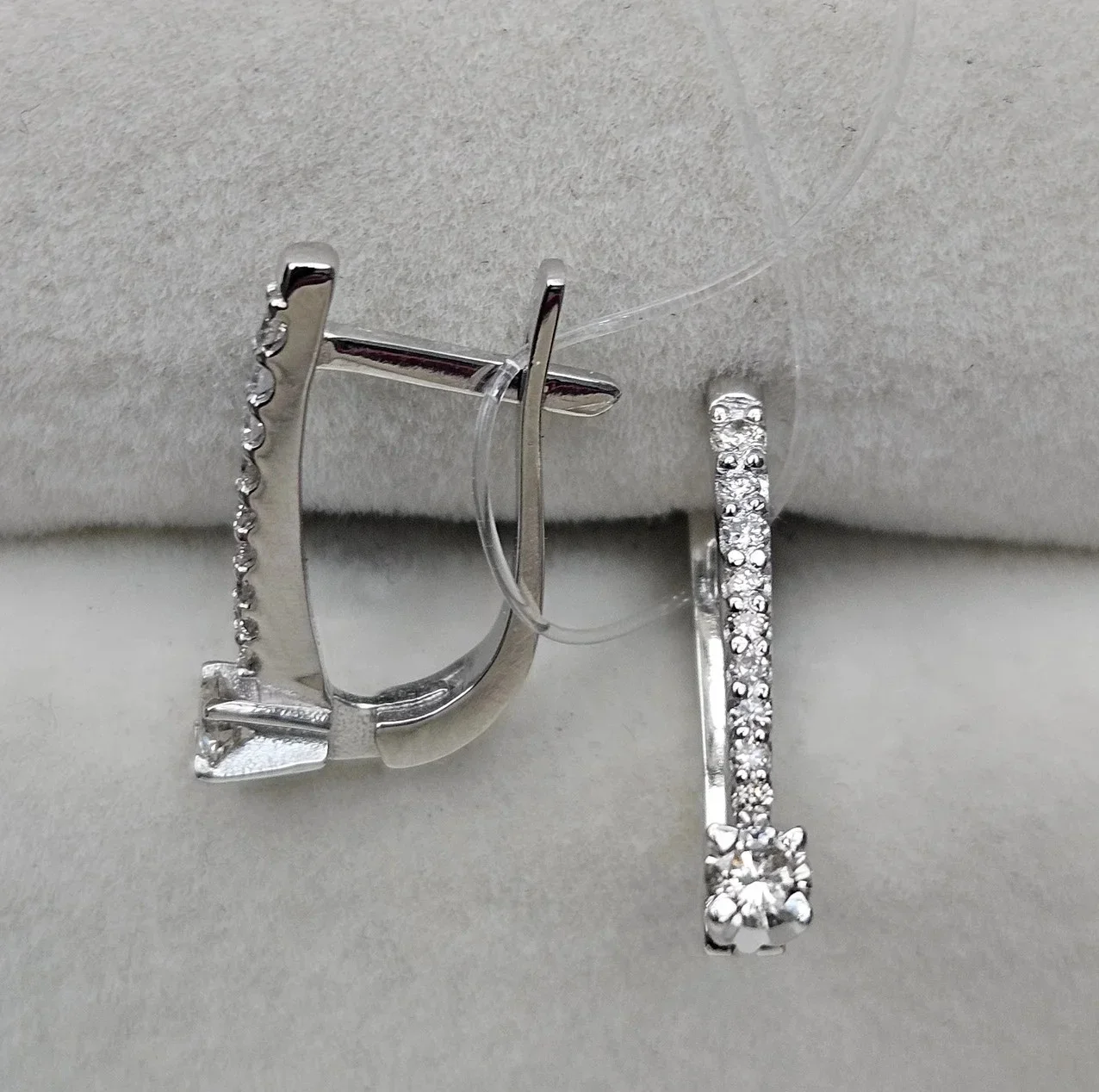 Комплект Deimantas 115862755 кольцо 0.205Ct SI1/J, VS2/I 16р, серьги  0.309 Ct SI2/I  купить,NaN
