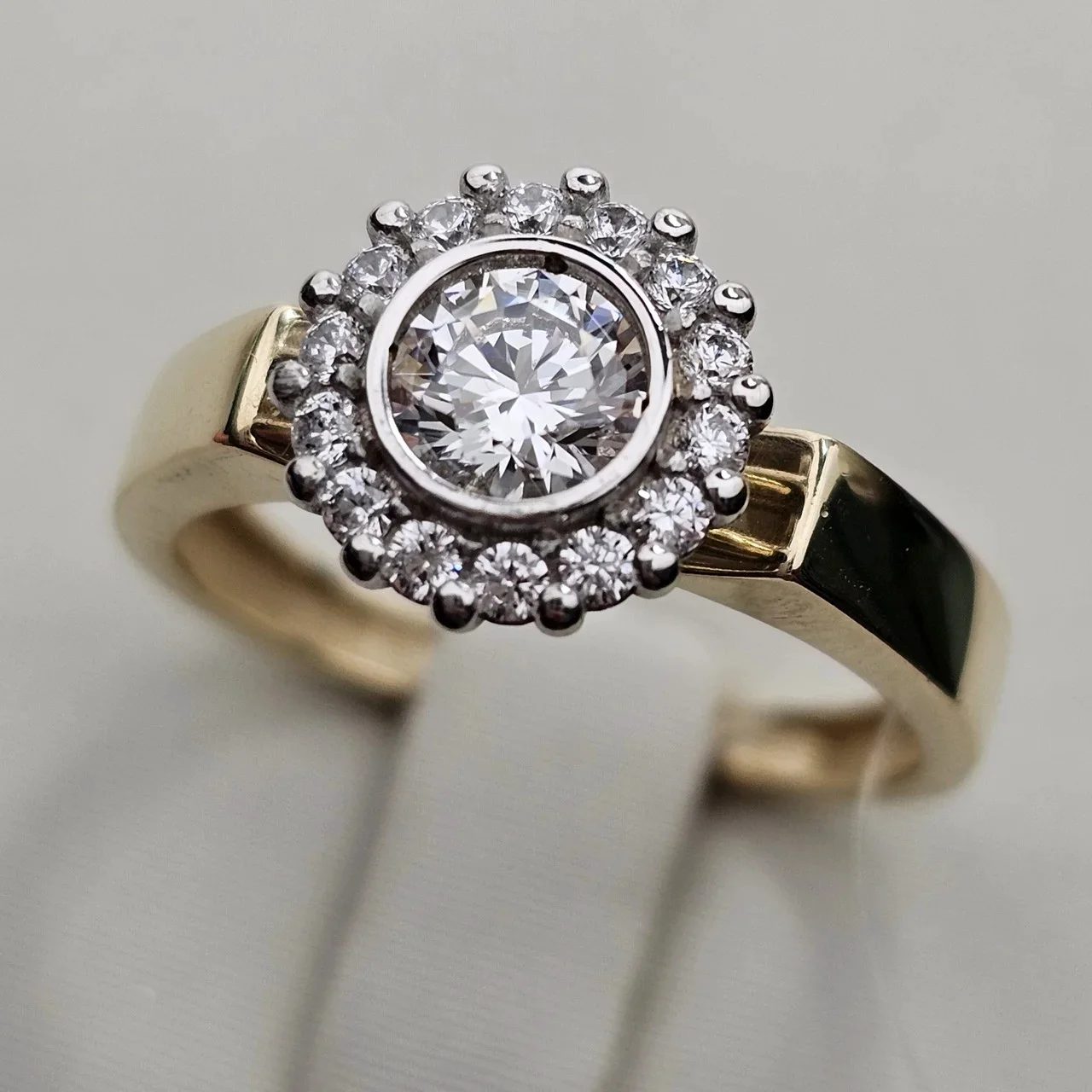 Кольцо Deimantas 116049689 2.95гр 17.5р купить,NaN