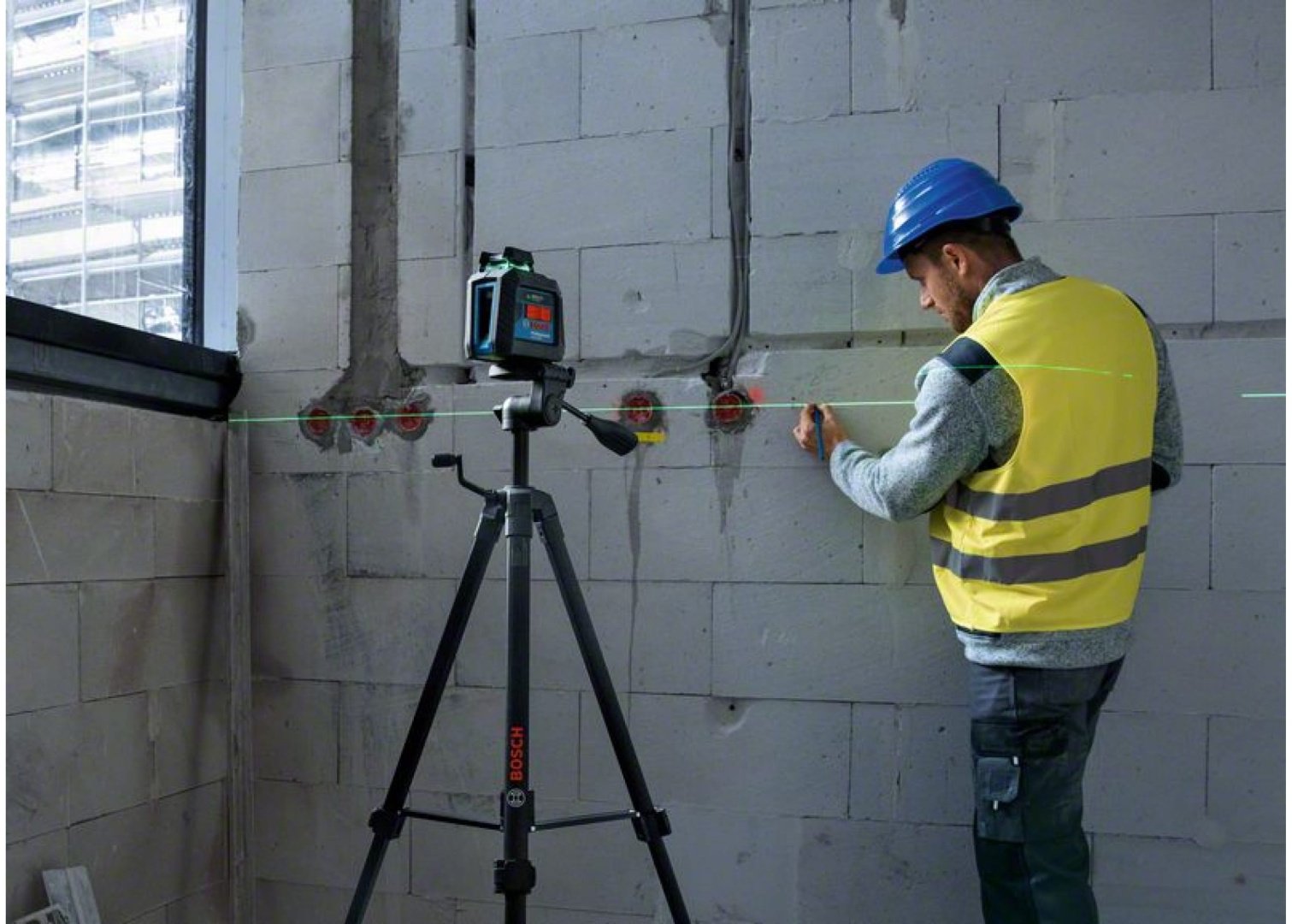 Лазерный уровень Bosch линейный 0601065001 GLL 2-20 G + BT 150 купить,115800