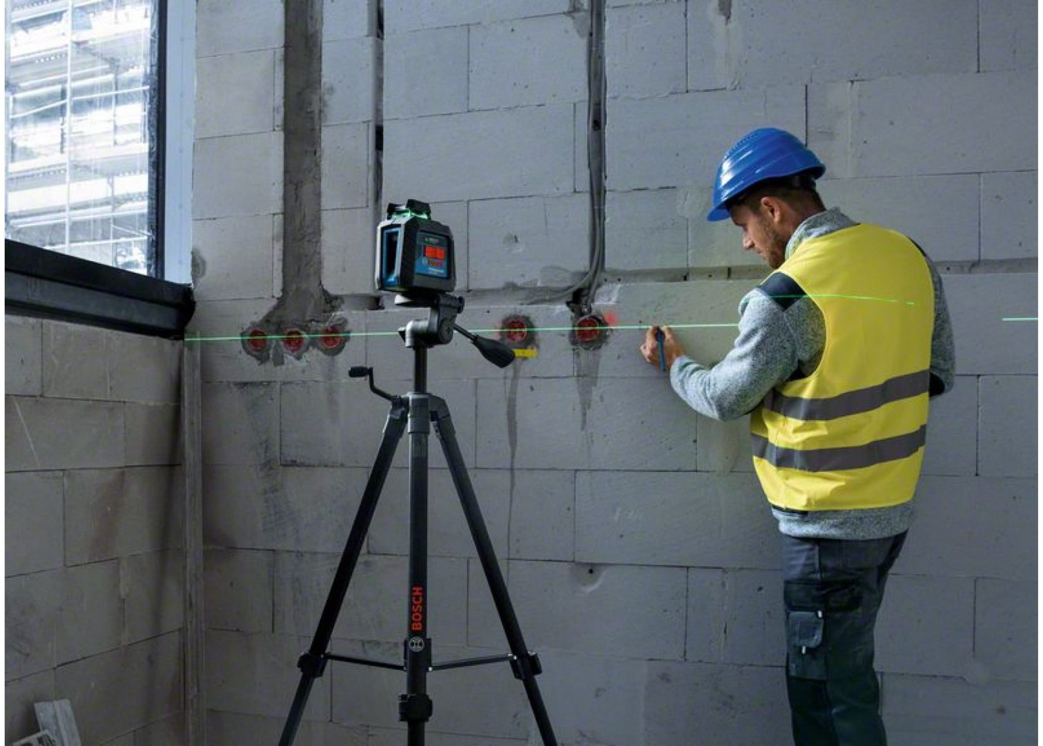 Лазерный уровень Bosch линейный 0601065001 GLL 2-20 G + BT 150 купить,115800