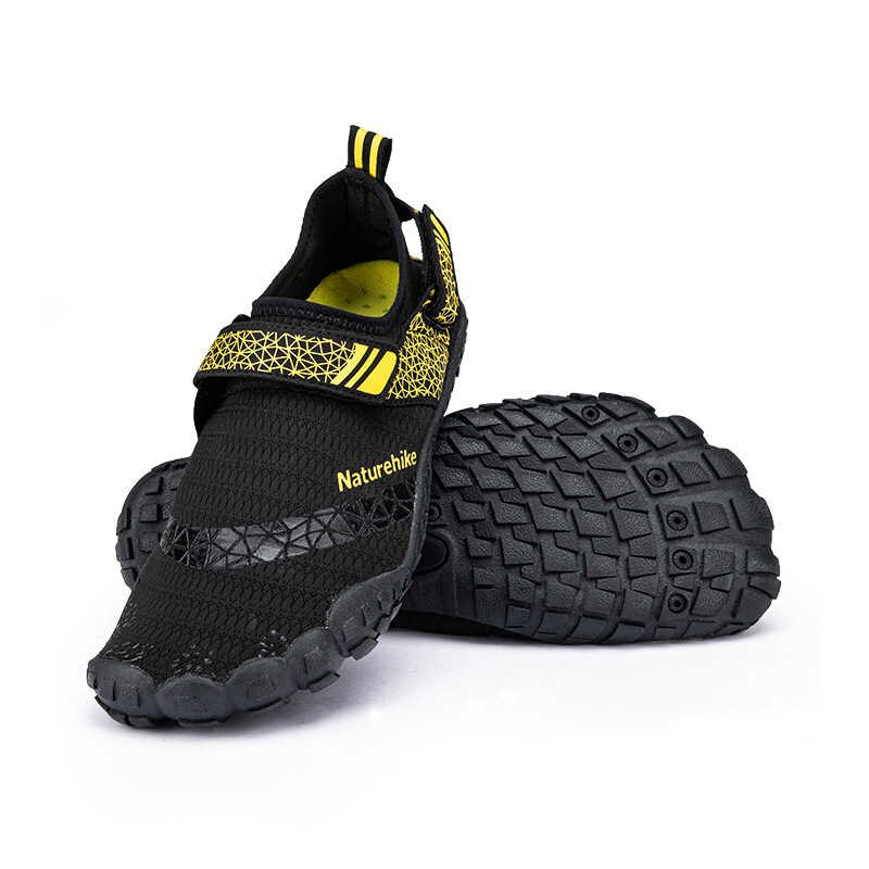 Пляжная обувь Naturehike Silicone Anti-slip Wading Shoes black 43-44  купить,NaN