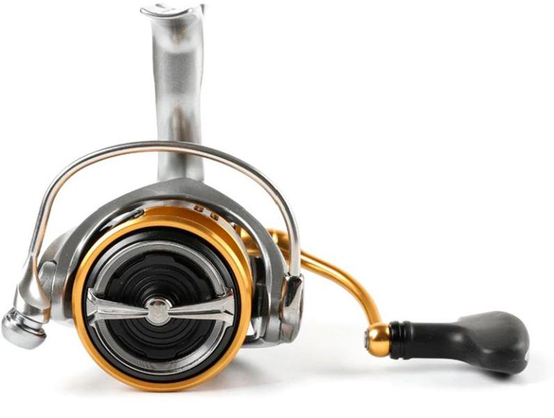 Катушка Daiwa Freams CS LT2500S-XH 2019 серебристая купить,NaN