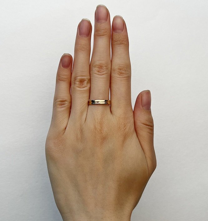 Кольцо Pokrovsky Jewelry 1000026-00770-9 17р 1,6гр. купить,NaN