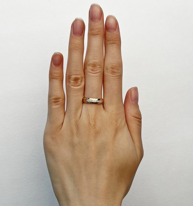 Кольцо Pokrovsky Jewelry 1000015-00770-4 17,5р 3,6гр. купить,NaN