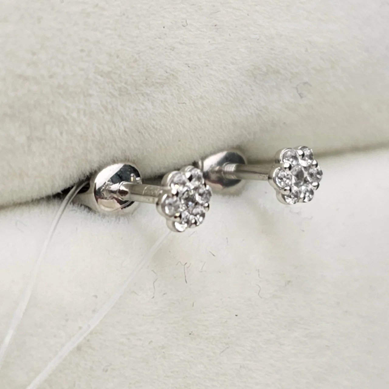 Серьги Deimantas 107761122 0,93гр. купить,NaN