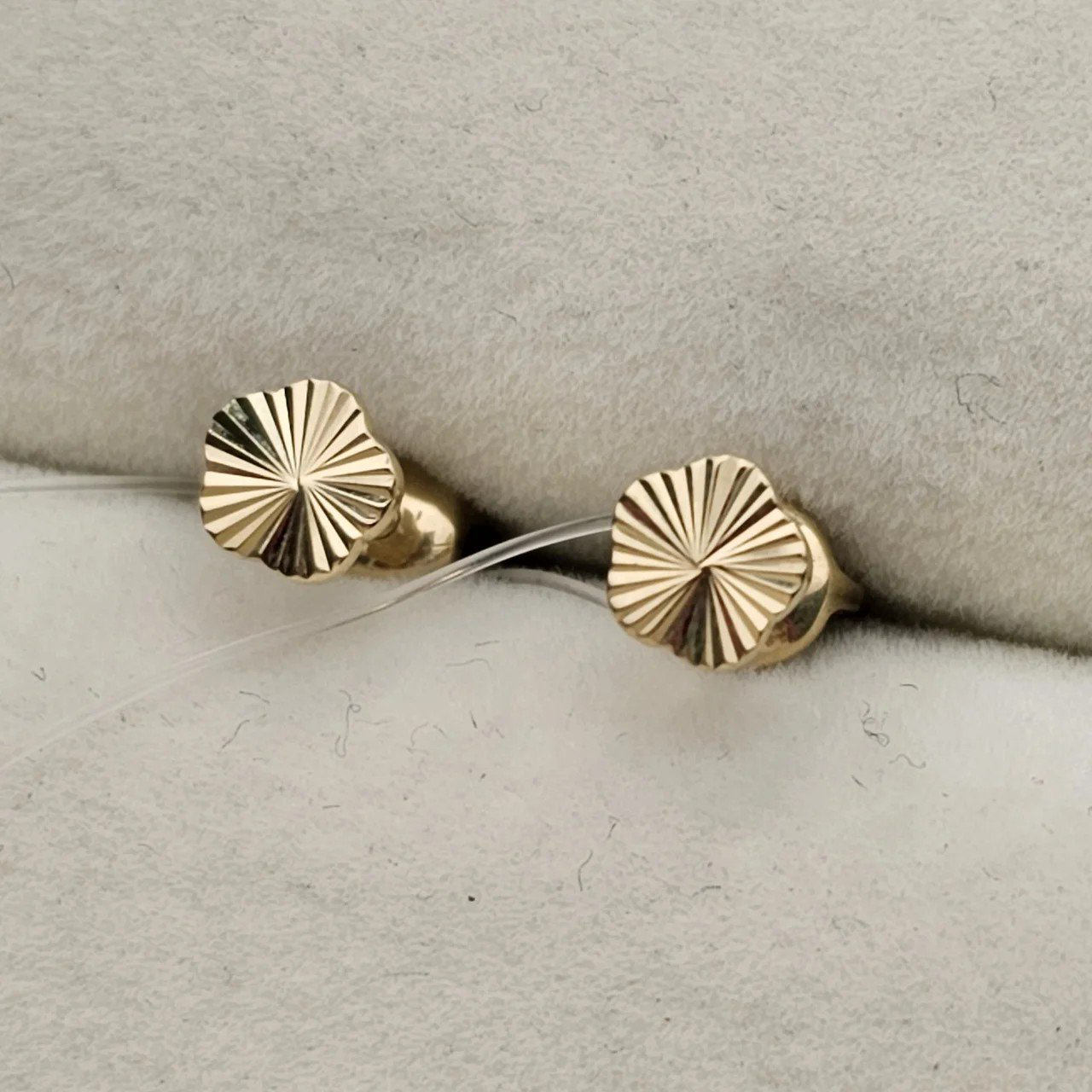 Серьги Deimantas 107762761 0,86гр. купить,NaN