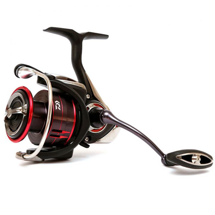 Катушка Daiwa Fuego LT 3000D-C черная купить,NaN