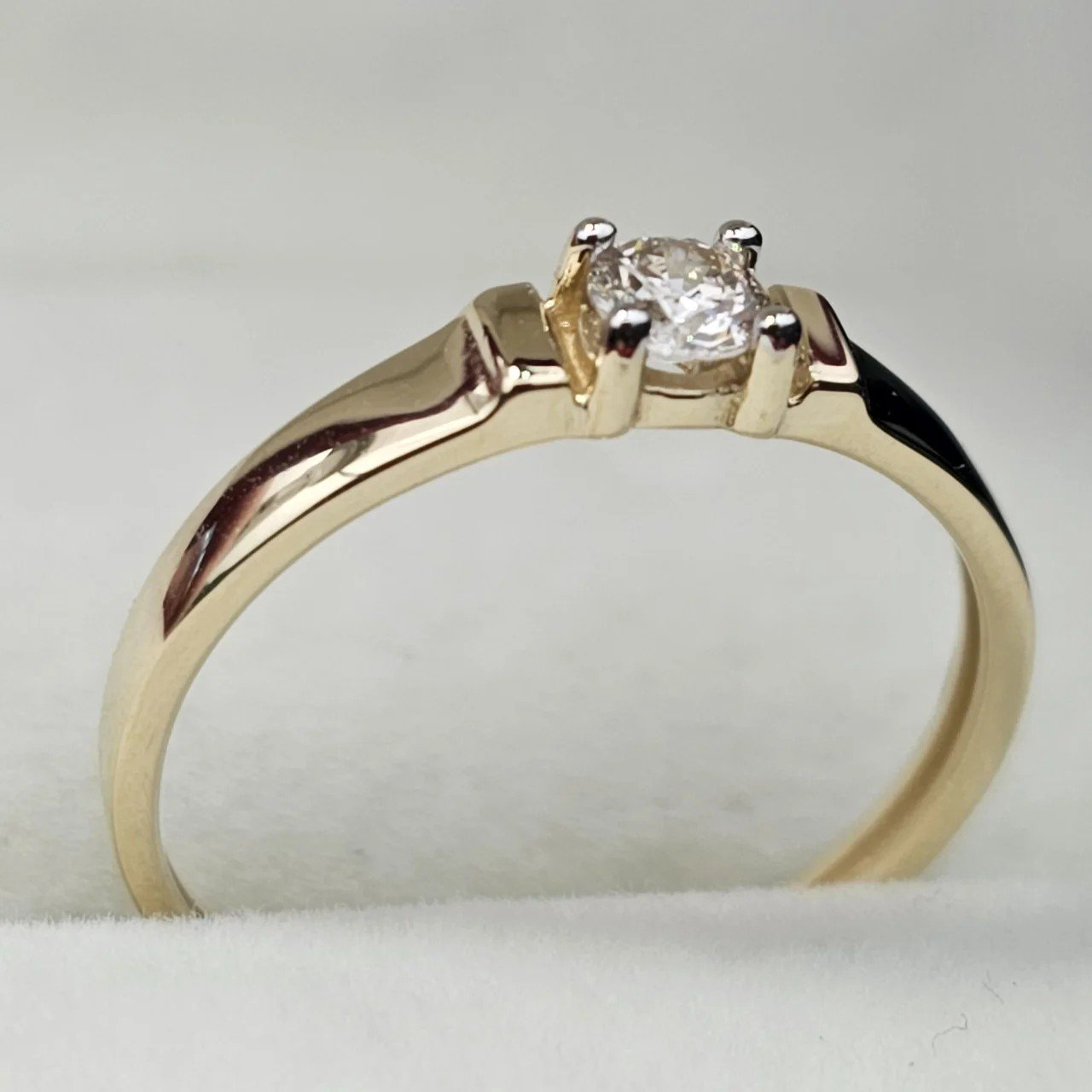 Кольцо Deimantas 108193219 16р 1,17гр 0,147ct. купить,NaN