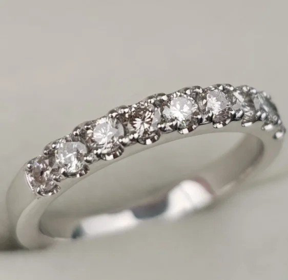 Кольцо Deimantas 108178909 17р 1гр 0,555ct 0,84ct. купить,NaN