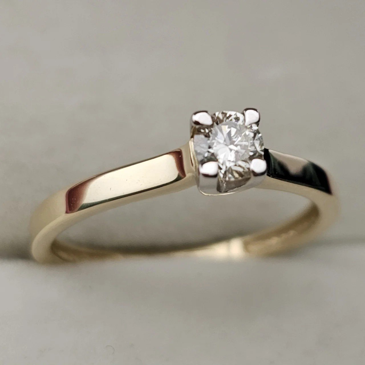 Кольцо Deimantas 108193418 16р 0,196гр 0,196ct. купить,NaN