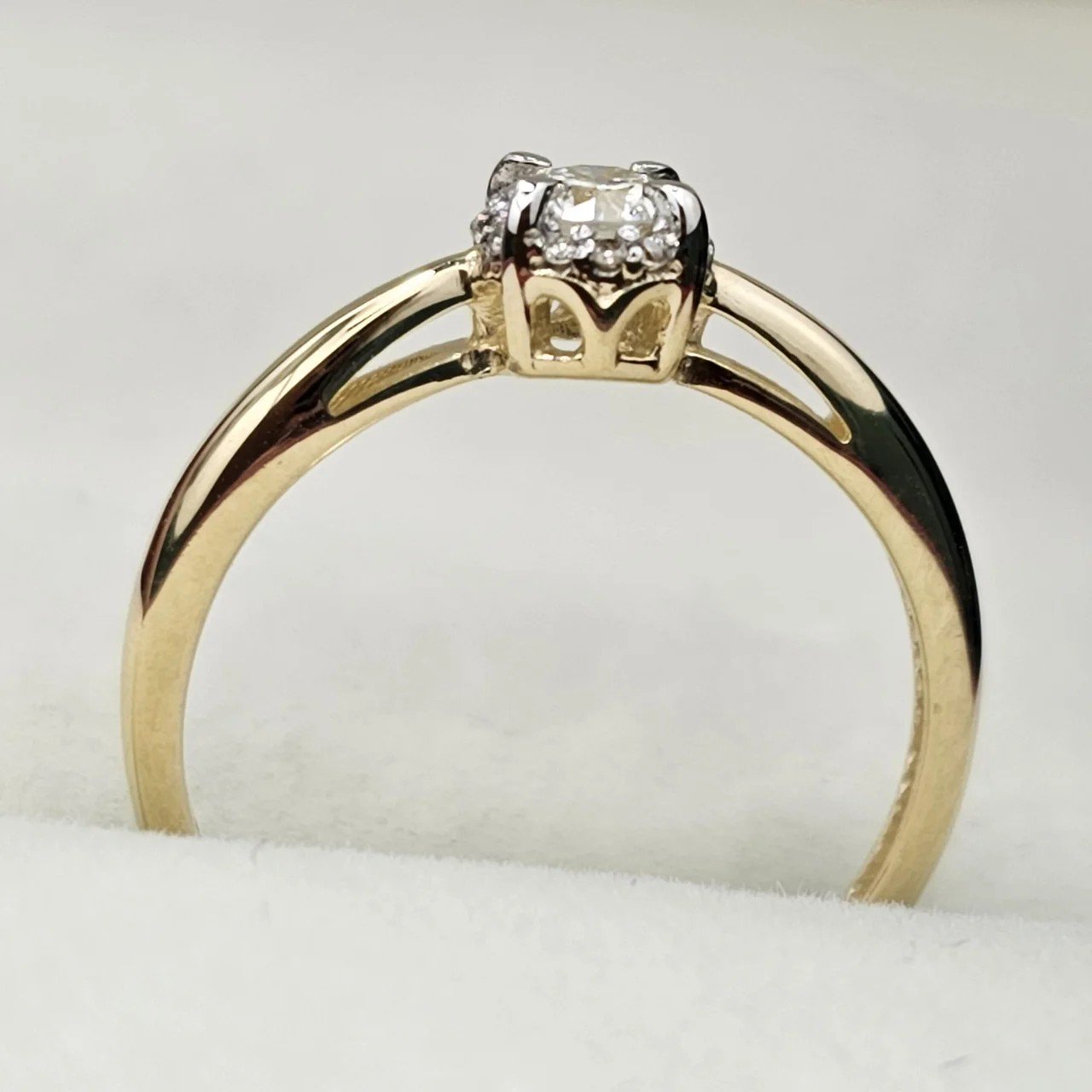 Кольцо Deimantas 108193141 15,5р 1,4гр 0,156ct. купить,NaN