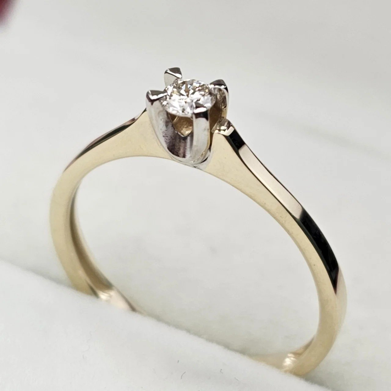 Кольцо Deimantas 108193446 17р 1,7гр 0,111ct. купить,NaN