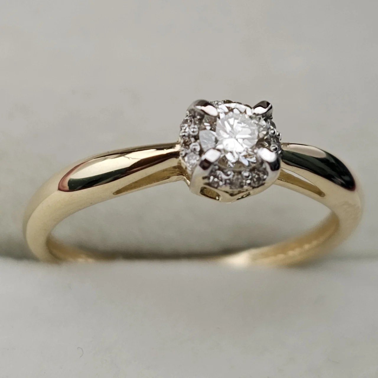 Кольцо Deimantas 108194636 16,5р 1,54гр 0,168ct. купить,NaN