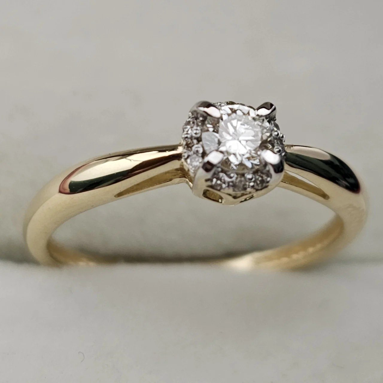 Кольцо Deimantas 108194636 16,5р 1,54гр 0,168ct. купить,NaN