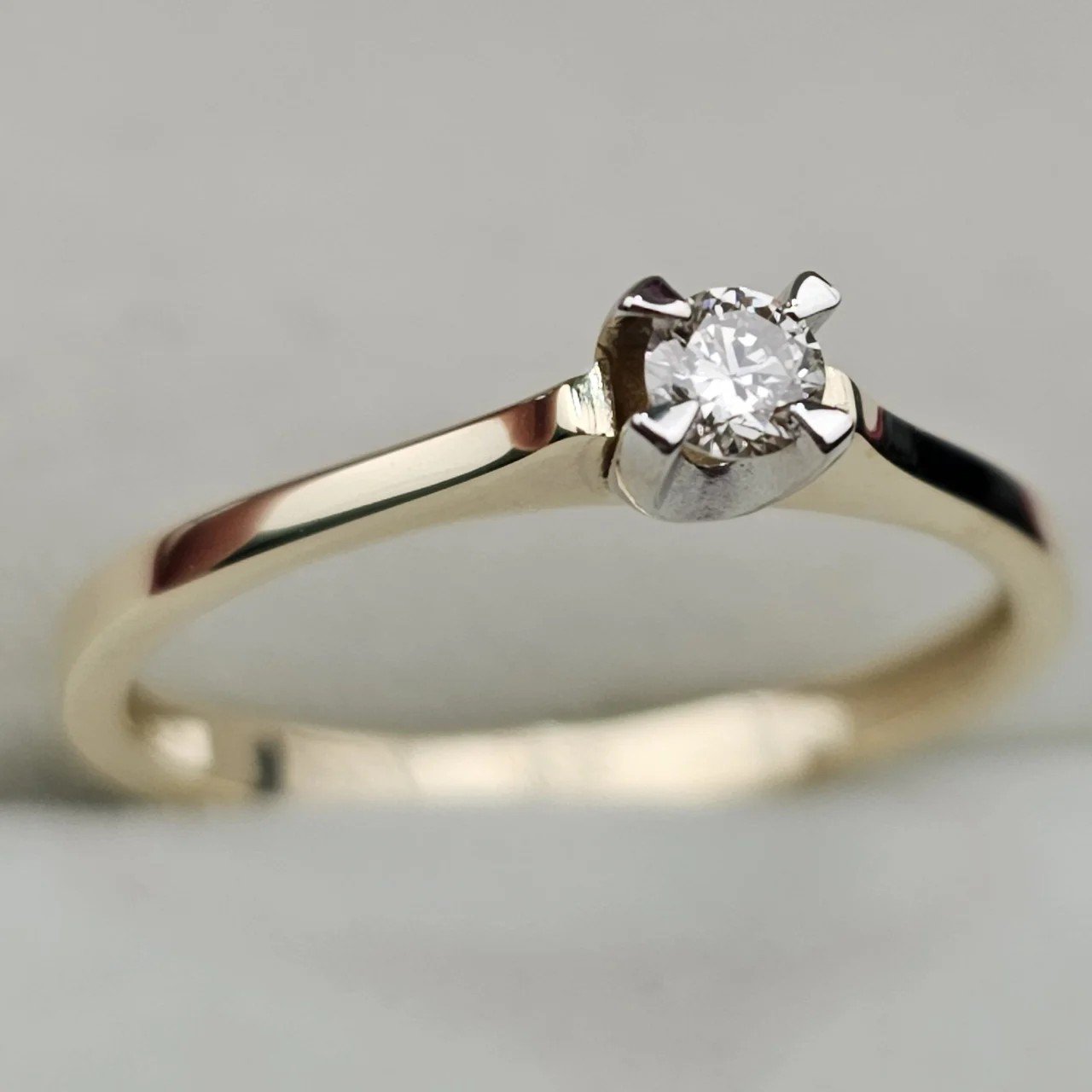 Кольцо Deimantas 108194631 15р 1,41гр 0,102ct. купить,NaN