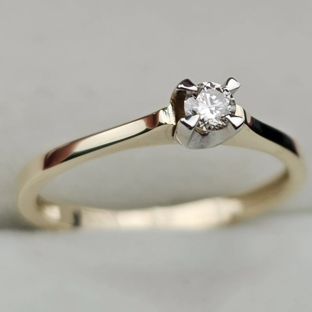 Кольцо Deimantas 108194631 15р 1,41гр 0,102ct. купить,NaN